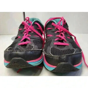 NIKE ATHLETIC SHOES WOMEN'S SIZE 11 BLACK WITH PINK AND AQUA